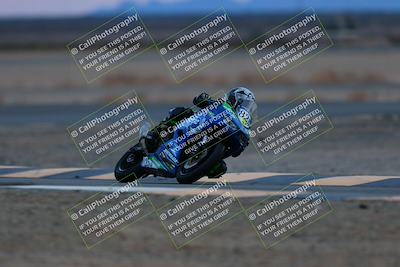 media/Jan-15-2022-CVMA (Sat) [[711e484971]]/Race 15 500 Supersport-350 Supersport/